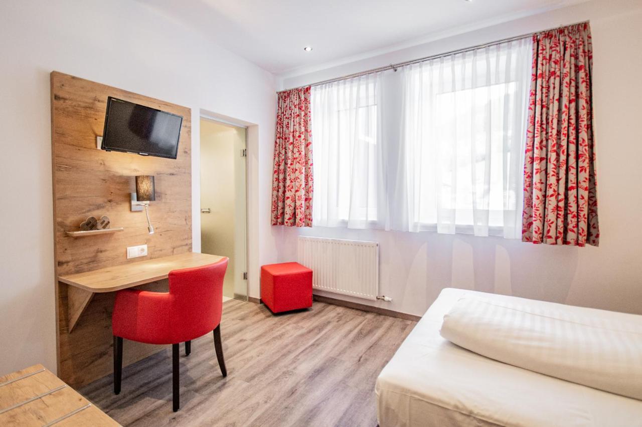 Hotel Wilder Mann Steinach am Brenner Exterior photo